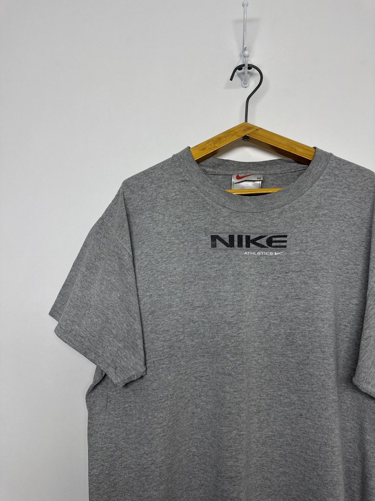 Nike Vintage Y2k Nike Logo Swoosh T-shirt Size M / US 6-8 / IT 42-44 - 6 Thumbnail