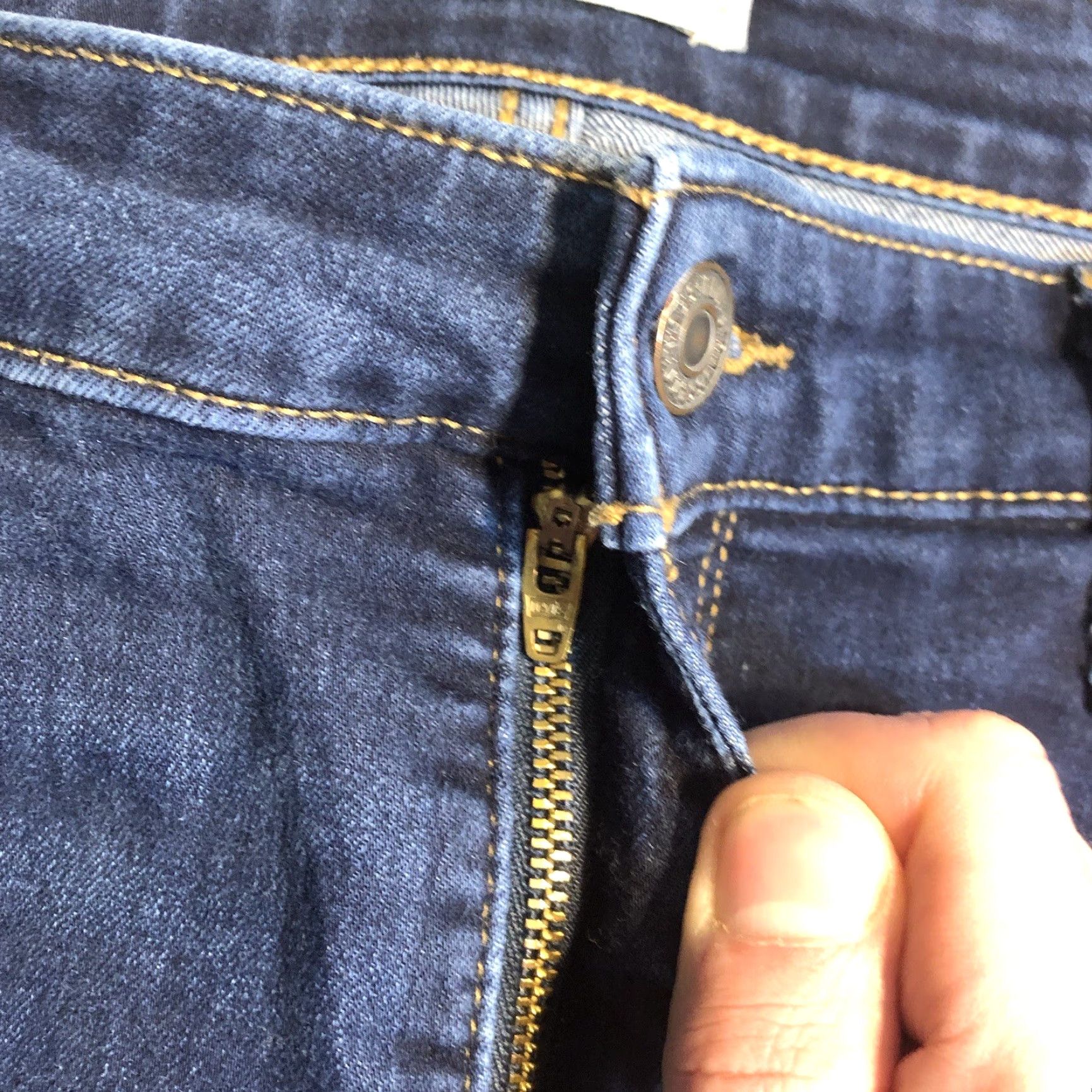 Levi's VINTAGE Levis Denim Blue Jean Shorts Womens Cut Offs 36 X 3 Raw Hem Daisy Dukes 90s Bohemian Size 25" / US 0 / IT 36 - 3 Thumbnail