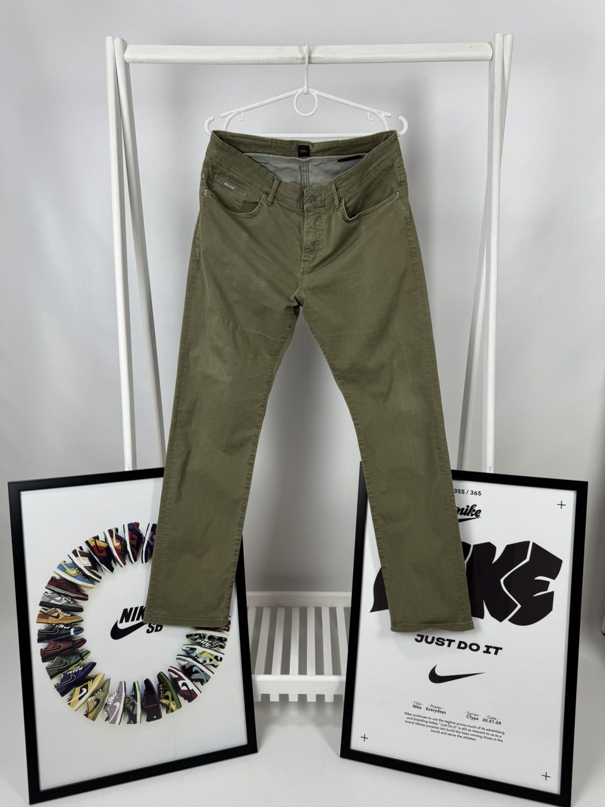 Hugo Boss Hugo Boss 34 Size Chinos Size US 34 / EU 50 - 2 Thumbnail