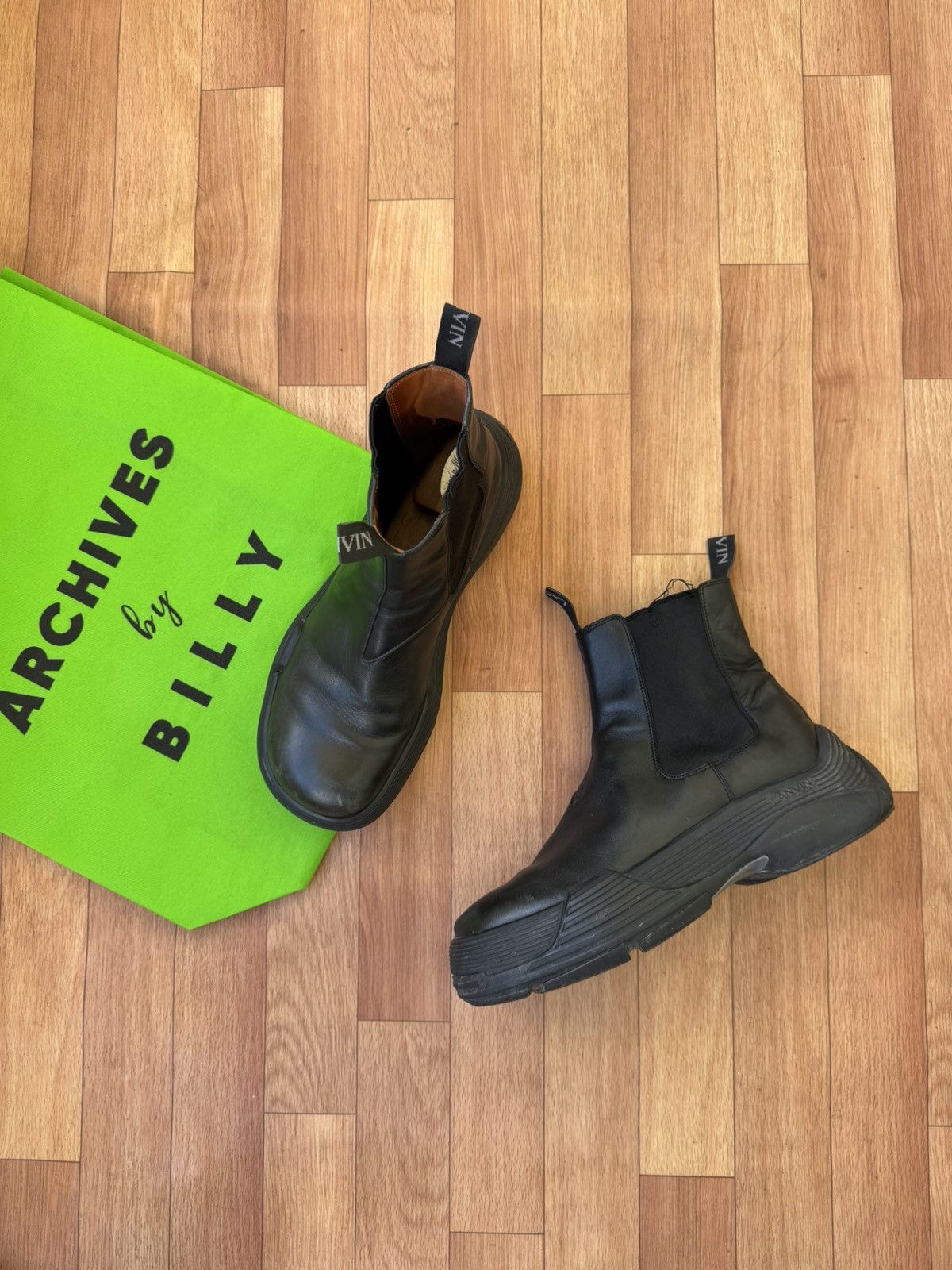 Lanvin 🕷️💥 Lanvin Bold Chelsea Boots Size US 10 / EU 43 - 2 Thumbnail