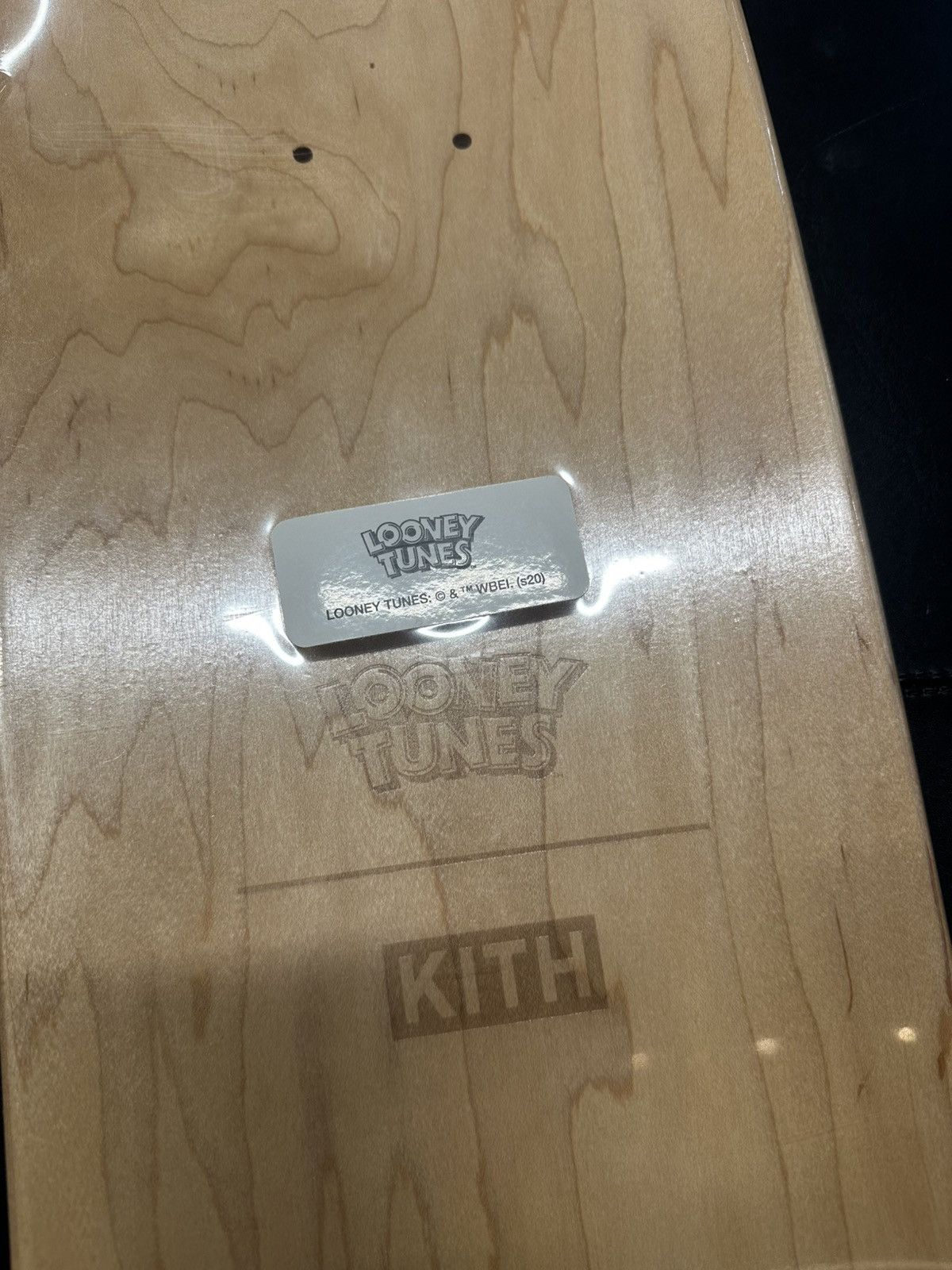 Kith Kith x Looney Tunes Jumping Out Skate Deck Size ONE SIZE - 4 Thumbnail