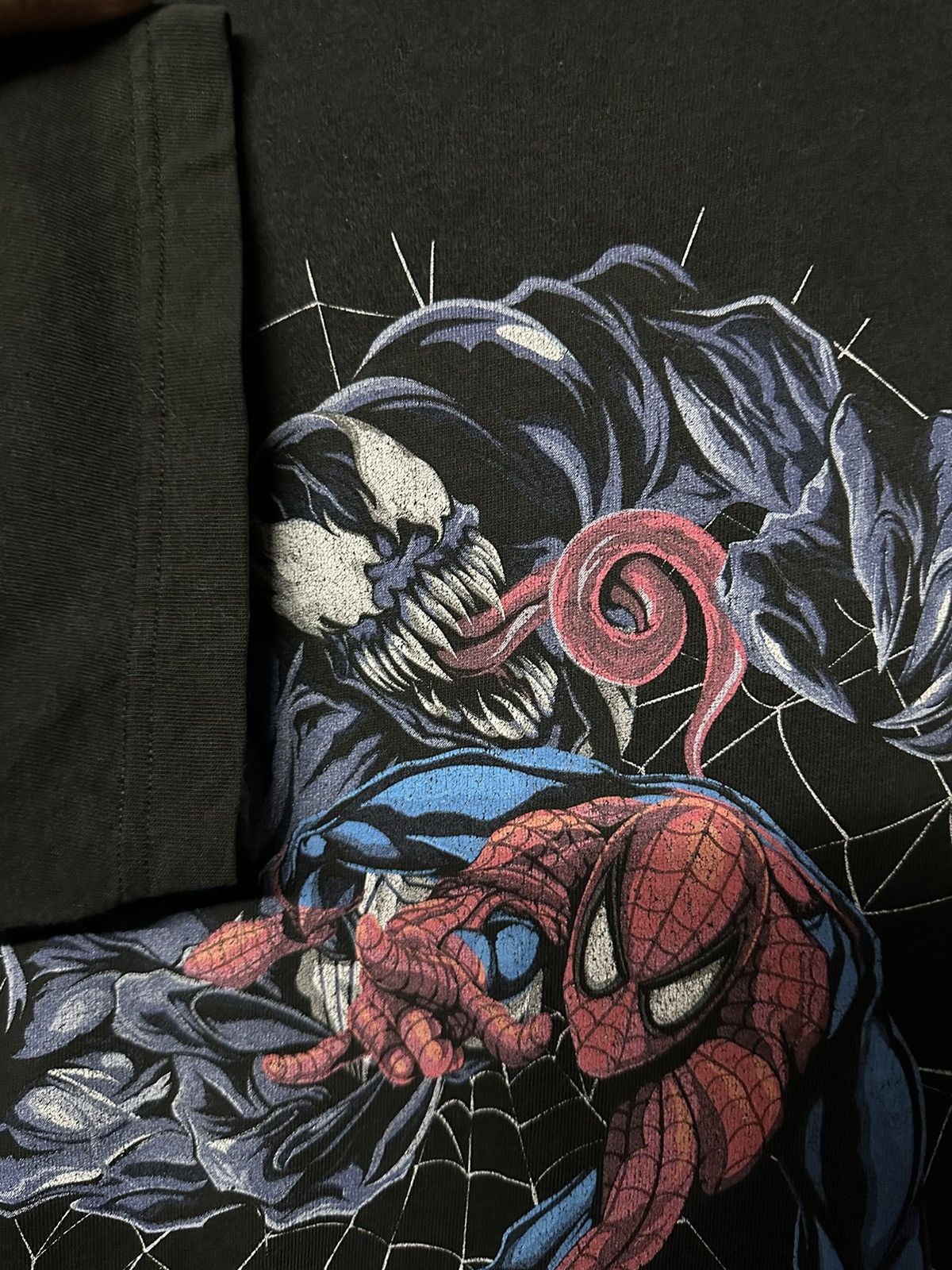 Marvel Comics × Vintage Vintage The Amazing Spider Man Vs Venon Marvel Faded Tee Size US XL / EU 56 / 4 - 7 Thumbnail