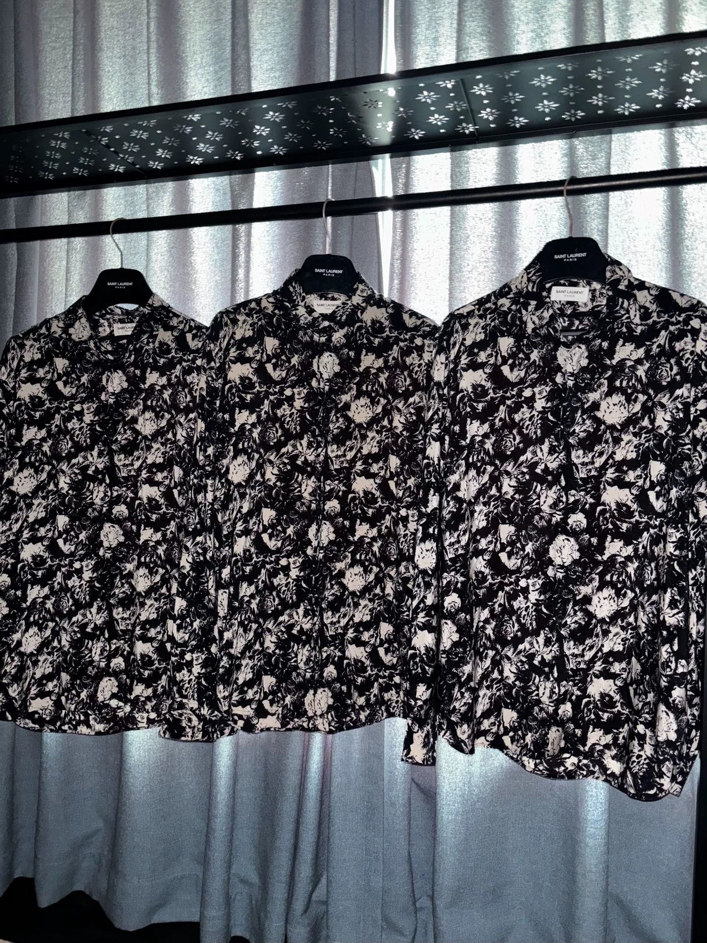 Saint Laurent Paris SLP 2022SS French Rose Silk Iconic Unisex Shirt Size US S / EU 44-46 / 1 - 1 Thumbnail