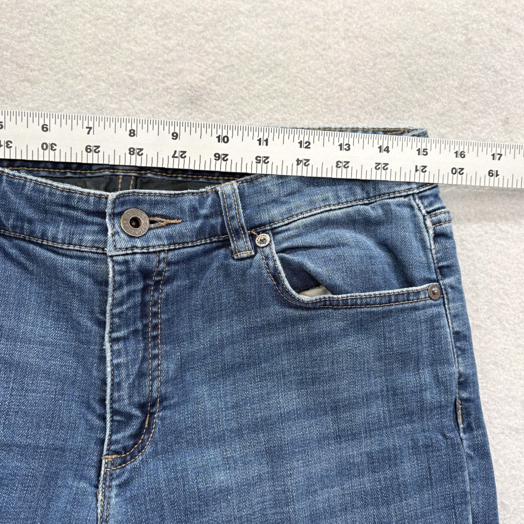 Vintage L.L. Bean Signature Jeans Womens 6 Blue Medium Wash Chore Straight Pockets 5-Pocket Denim Slim Lined Zip Button Mid Rise Vintage No Size 28" / US 6 / IT 42 - 7 Thumbnail