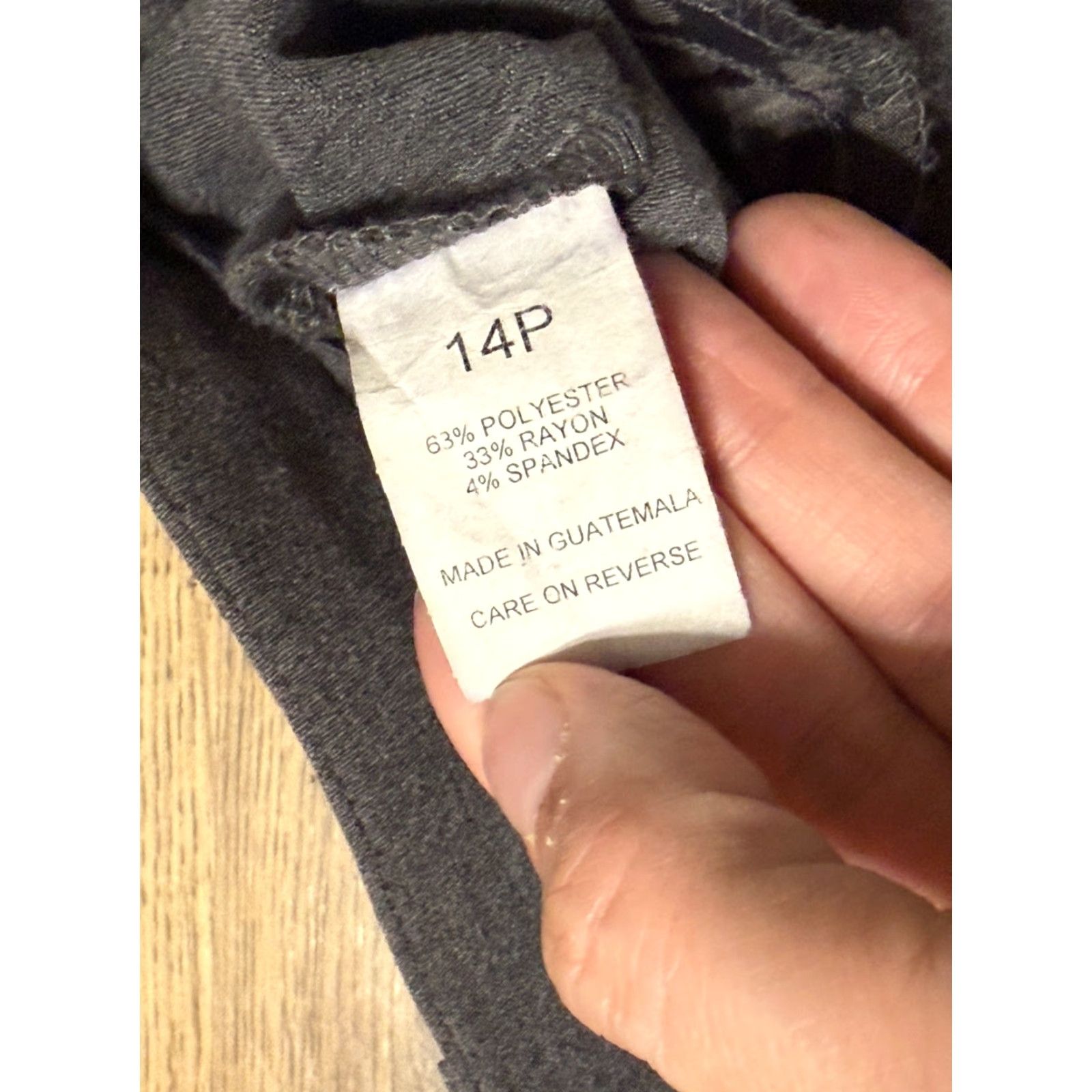 Vintage Briggs New York Pants Dress Pants, 14P, Gray, 40" Length, Petite, Flat Front, Polyester Rayon, Women's Pants, Regular Fit Size 36" / US 14 / IT 50 - 6 Thumbnail