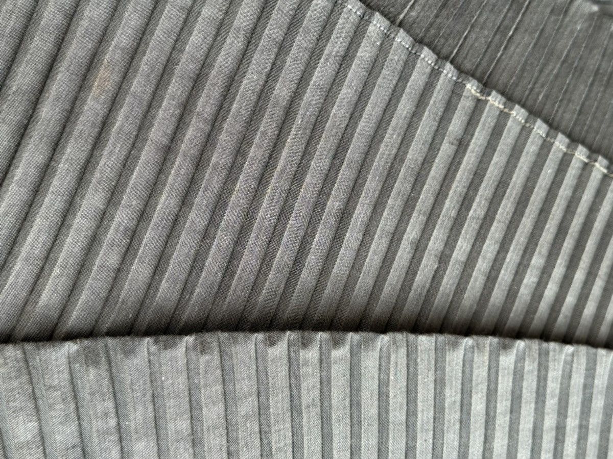 Romeo Gigli Romeo Gigli Pleated Skirt Size 28" / US 6 / IT 42 - 14 Thumbnail