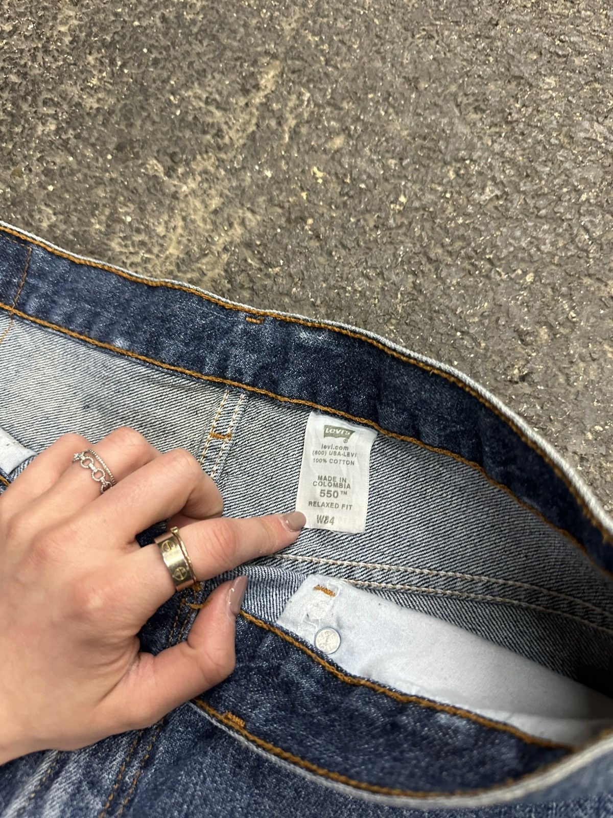 Levi's × Vintage Y2K Levi’s 550 jorts Size US 34 / EU 50 - 5 Thumbnail