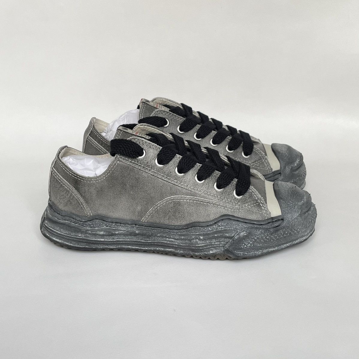 Maison MIHARA YASUHIRO Black Vintage Leather ‘Peterson’ Sneakers Size US 9 / EU 42 - 2 Thumbnail
