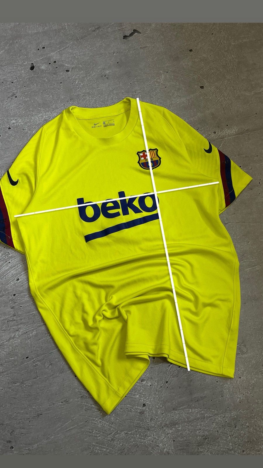 Nike BARCELONA FC BARCA SPAIN 2020/2021 NIKE SIZE M Size US M / EU 48-50 / 2 - 2 Thumbnail
