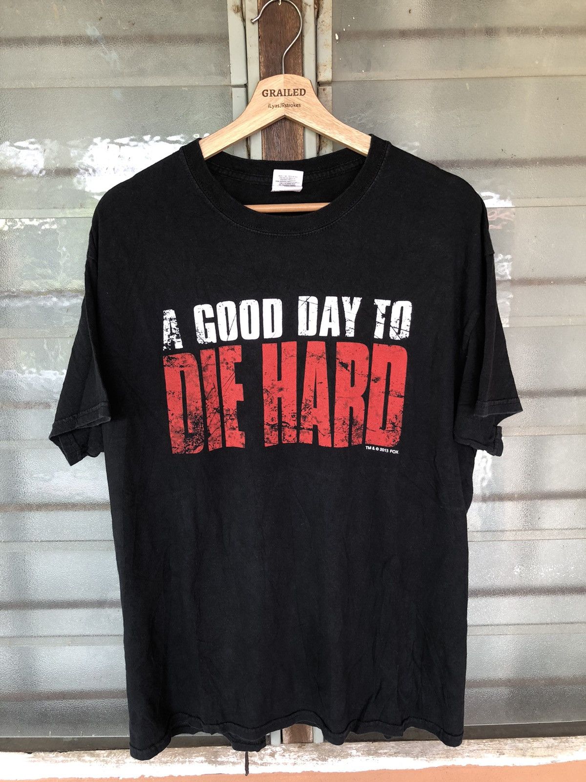John Moore Vintage Die Hard Film A Good Day Action Film John Moore Tee Size US L / EU 52-54 / 3 - 1 Thumbnail