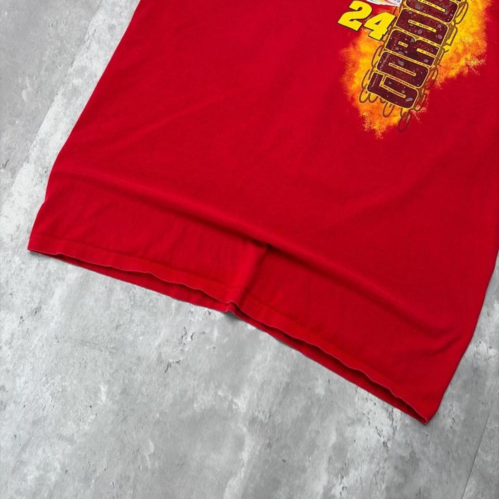 NASCAR Vintage Red Jeff Gordon 24 DuPont NASCAR Racing T Shirt Size US L / EU 52-54 / 3 - 7 Thumbnail