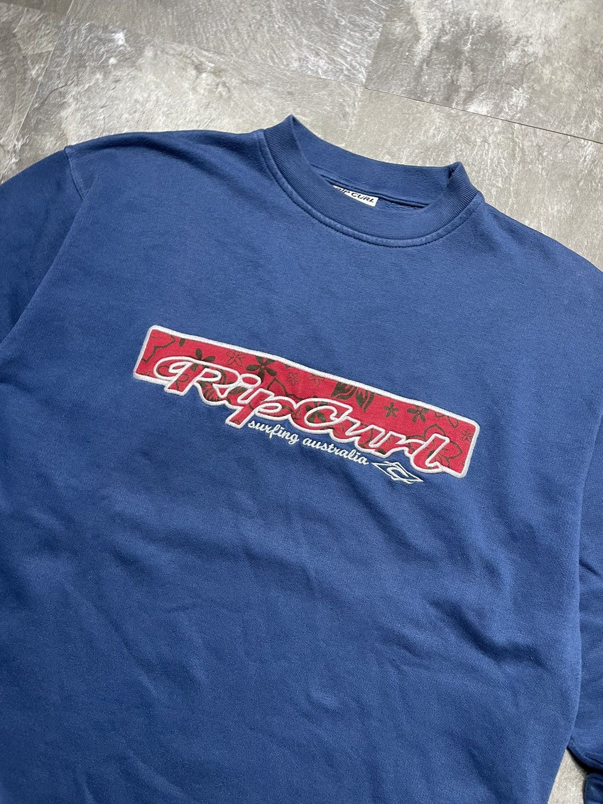 Rip Curl Vintage 90s Surf Rip Curl Size XL Logo Crewneck Sweatshirt Size US L / EU 52-54 / 3 - 2 Thumbnail