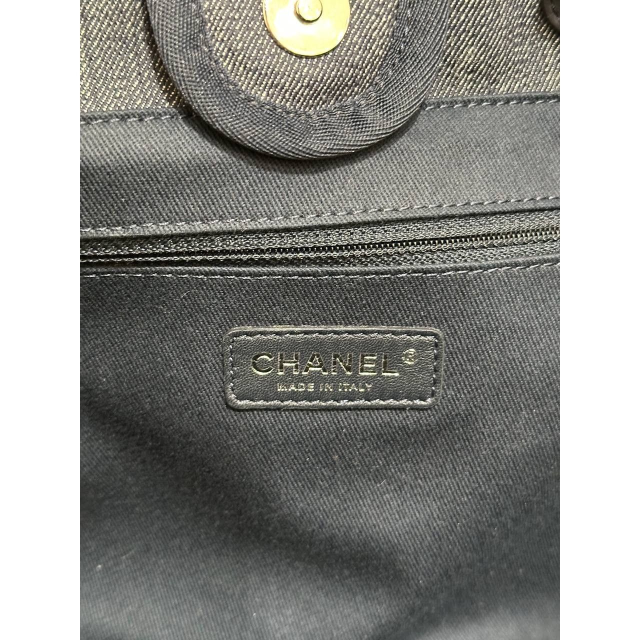 Chanel Chanel Deauville Large Denim Canvas Tote Bag Size ONE SIZE - 6 Thumbnail