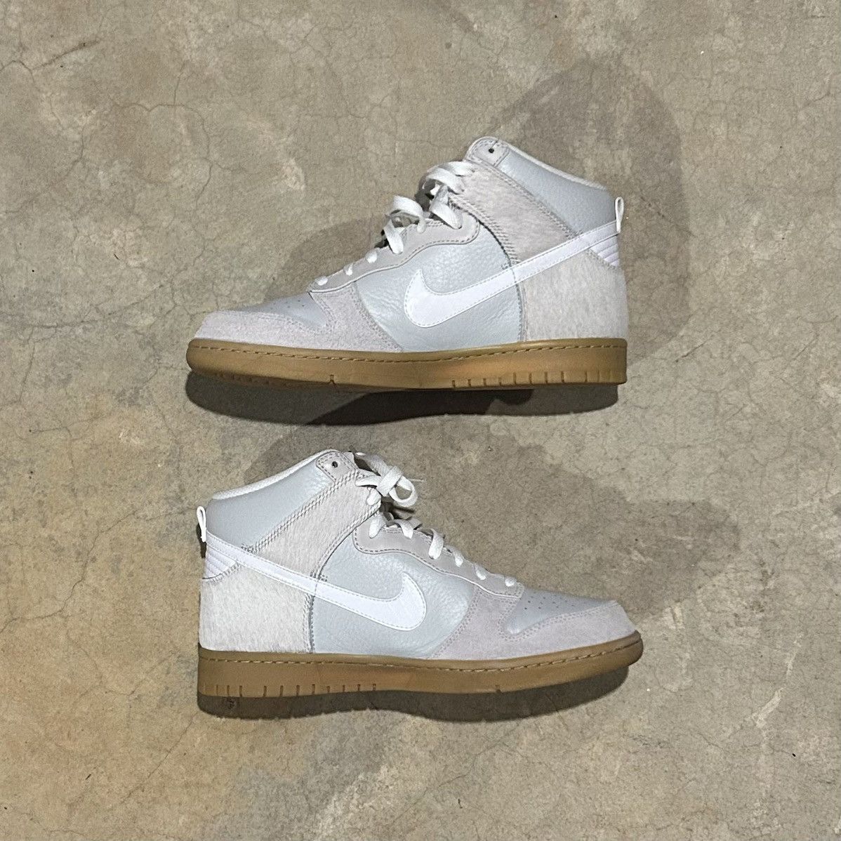 Nike × Nike SB Nike Dunk High Premium Neutral Grey Pony Hair 2008 US 9 Size US 9 / EU 42 - 5 Thumbnail