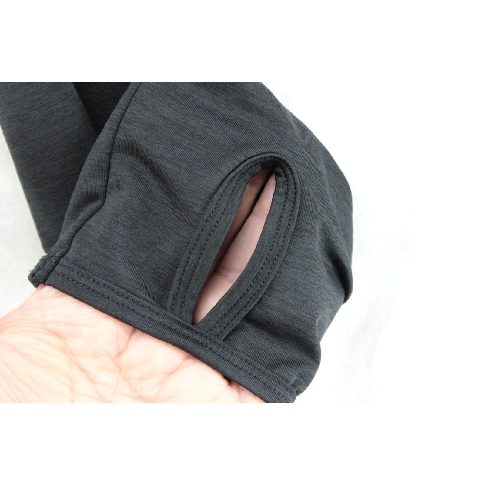 Vintage Iceberg Outerwear Hoodie Mens XL Black Lightweight Thumb Holes Stretch Outdoor Hoodie Size US XL / EU 56 / 4 - 2 Thumbnail