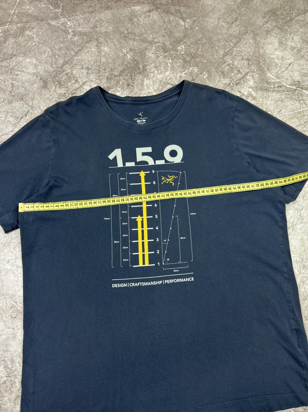 Arc'teryx Arcteryx T-Shirt Big Logo Size L Size US L / EU 52-54 / 3 - 5 Thumbnail