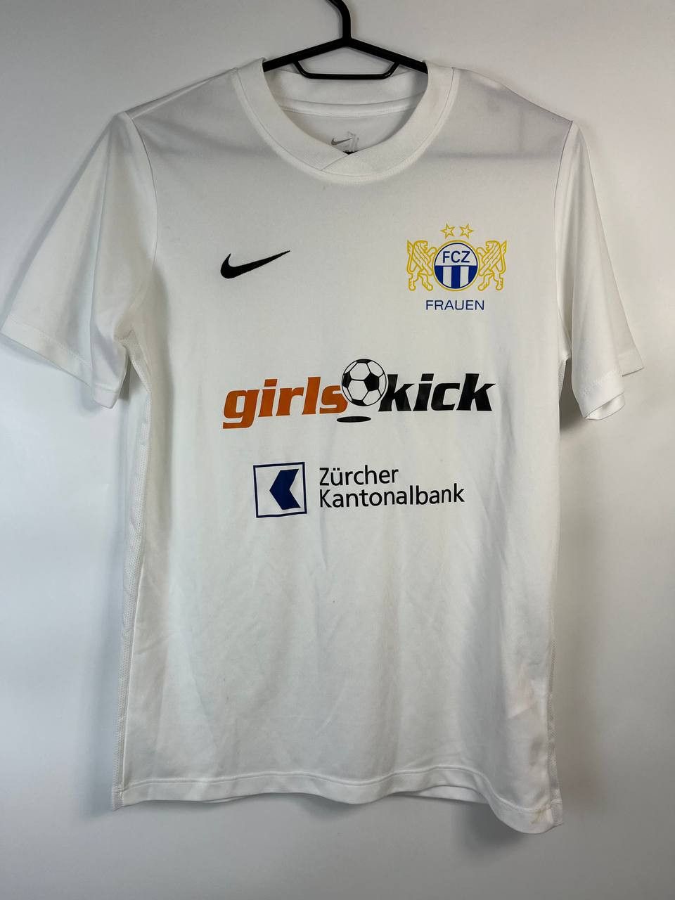 Nike FC ZURICH FRAUEN HOME SHIRT JERSEY NIKE DRI-FIT Size XS Size US XS / EU 42 / 0 - 1 Thumbnail