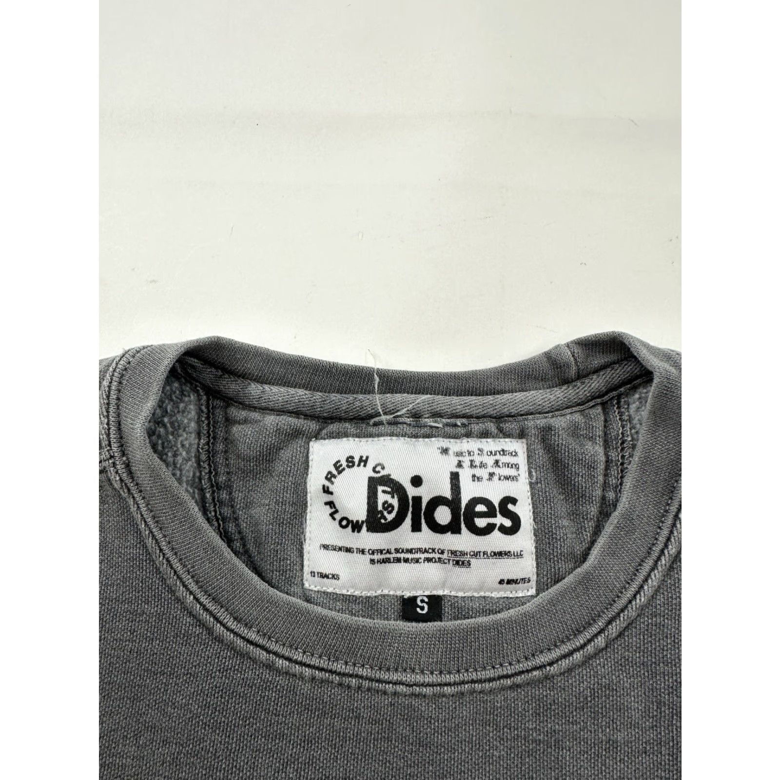 Vintage FRESH CUT FLOWERS Sweatshirt Adult Small Gray Music Mens Size US S / EU 44-46 / 1 - 5 Thumbnail