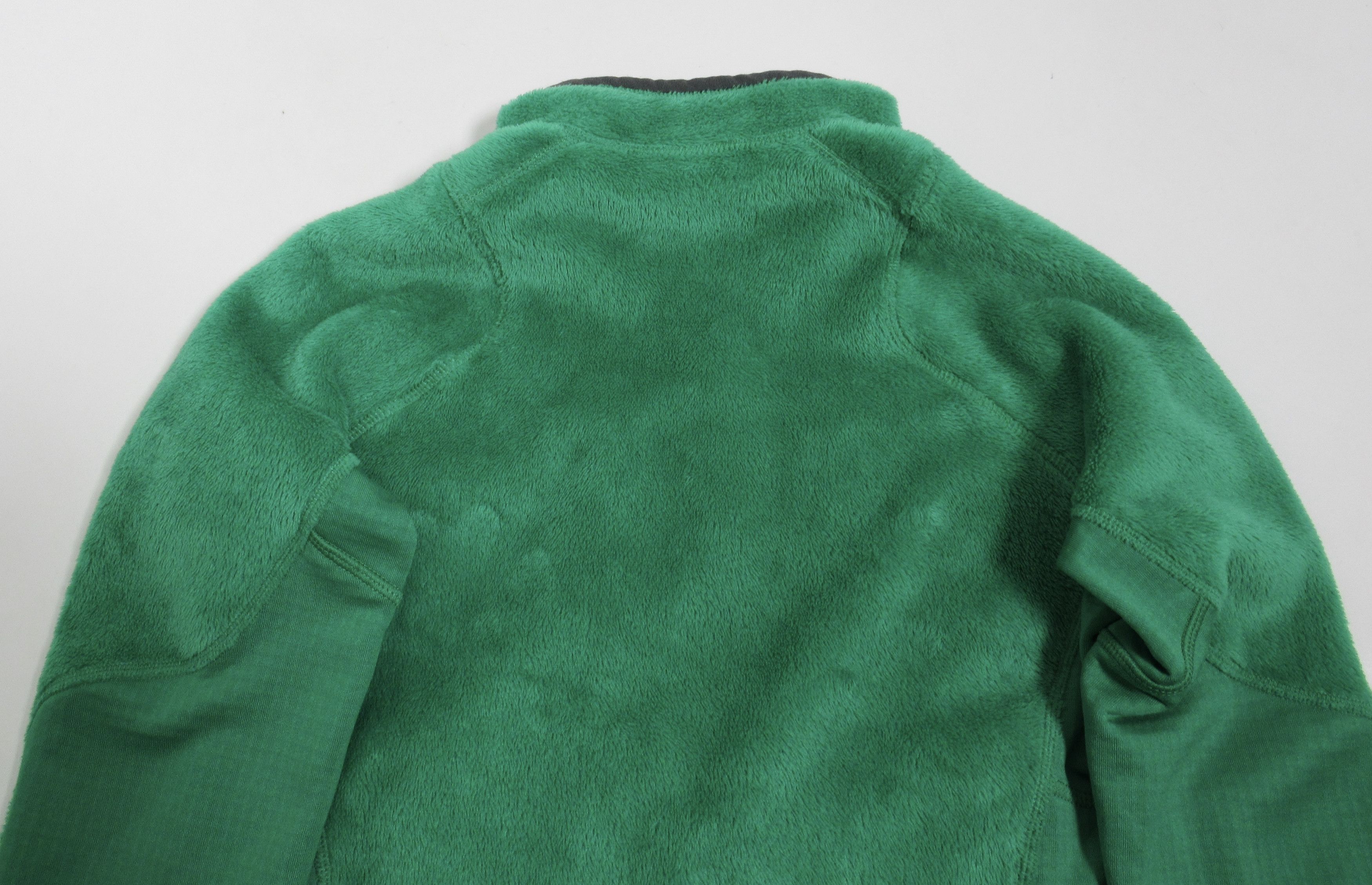 Patagonia Patagonia Men's R2® Jacket Tumble Green TMBG 25137FA14 Size US S / EU 44-46 / 1 - 11 Thumbnail