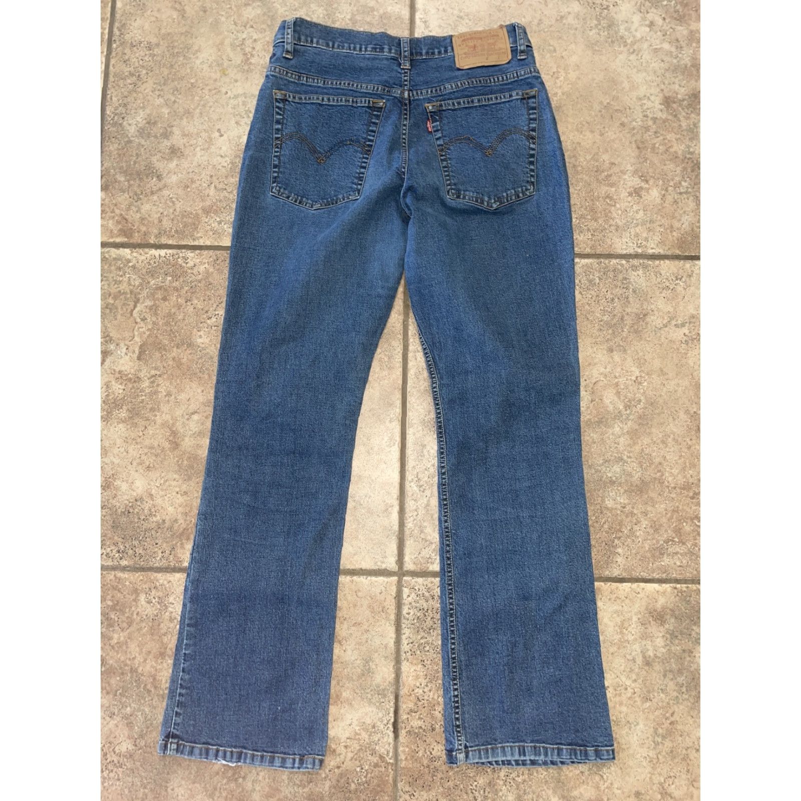 Levi's VINTAGE Levis Strauss Co blue jeans Womens 30 x 30 Regular 30 Inseam Blue Straight Jeans Womens Size 30" / US 8 / IT 44 - 4 Thumbnail
