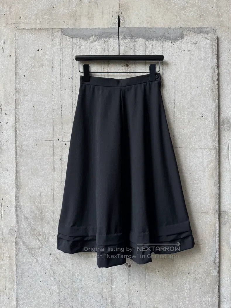 Comme des Garcons Comme Des Garcons size M 3D skirt Size 23" - 1 Thumbnail