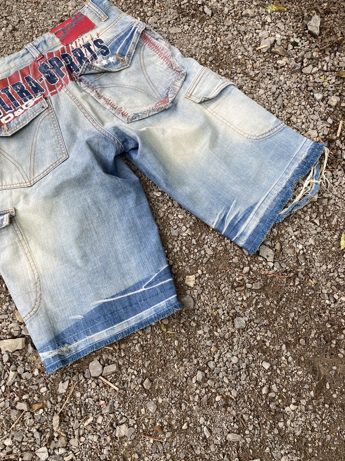 Dolce & Gabbana × Vintage Dolce&Gabbana Distressed Ultra Sports Shorts Size US 32 / EU 48 - 12 Thumbnail