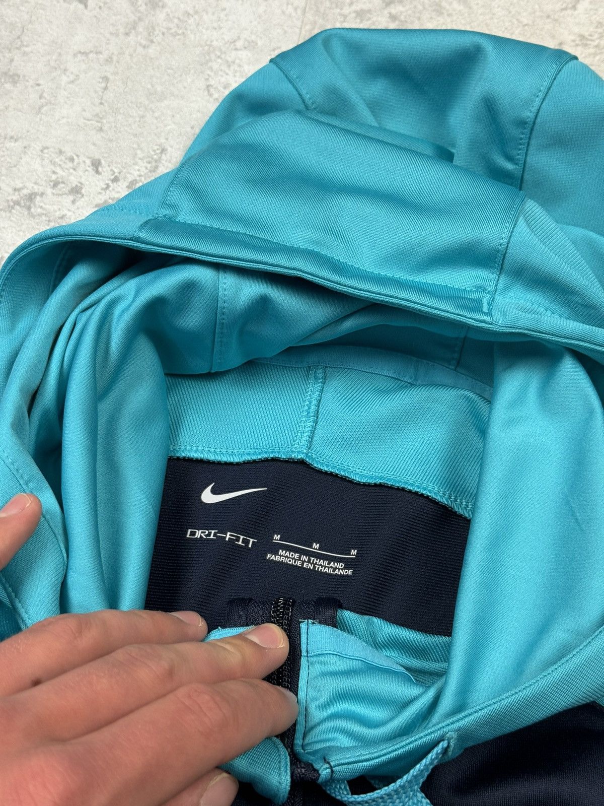 Nike Nike FC Barcelona 2022/23 Zip Hoodie Size M Size US M / EU 48-50 / 2 - 10 Thumbnail