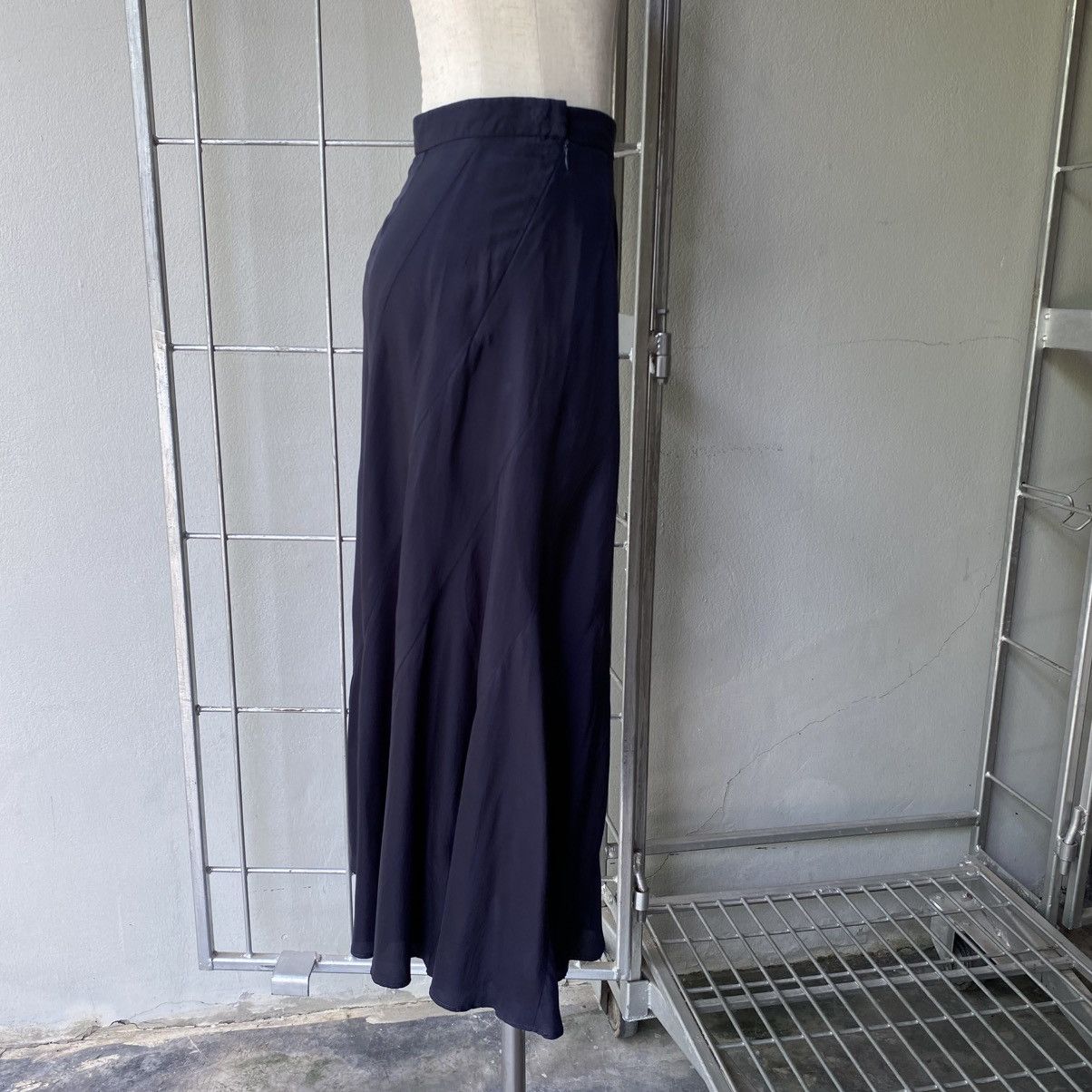 Comme des Garcons Comme des Garcons Navy-Black Silk Flare Skirt Size 25" / US 0 / IT 36 - 7 Thumbnail