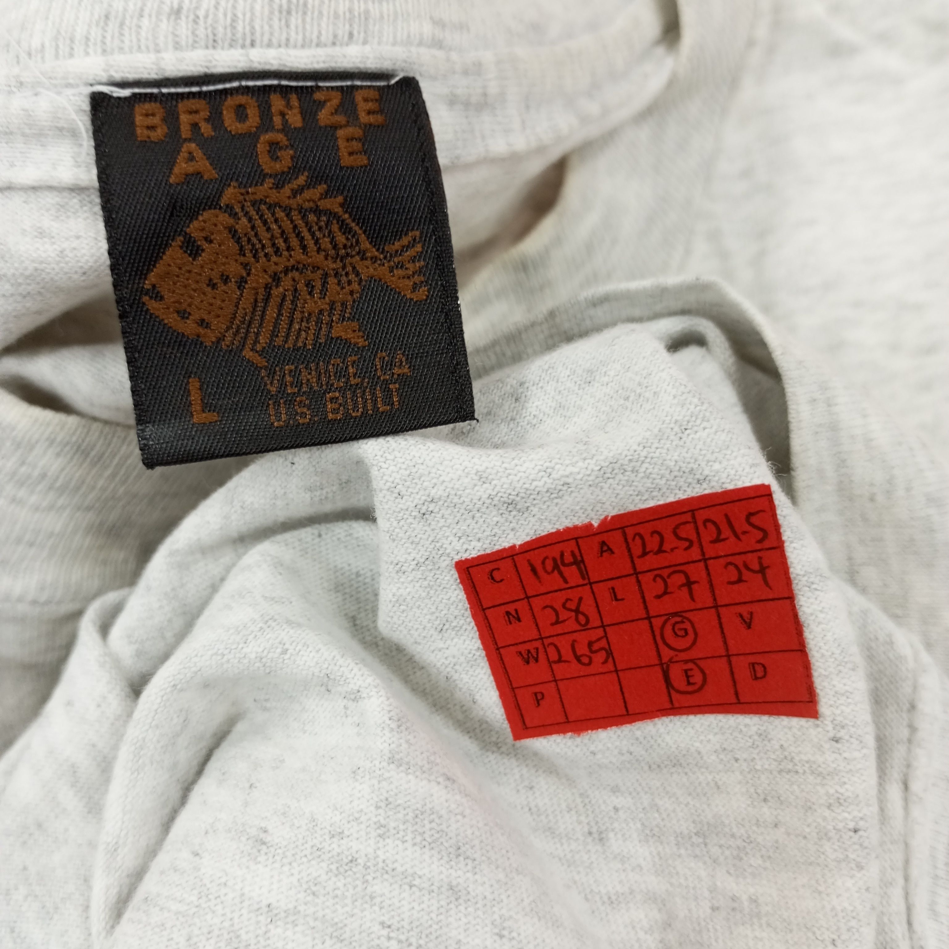 Vintage Bronze Age Surfing Skater Style Streetwear Tshirt Size US L / EU 52-54 / 3 - 12 Thumbnail