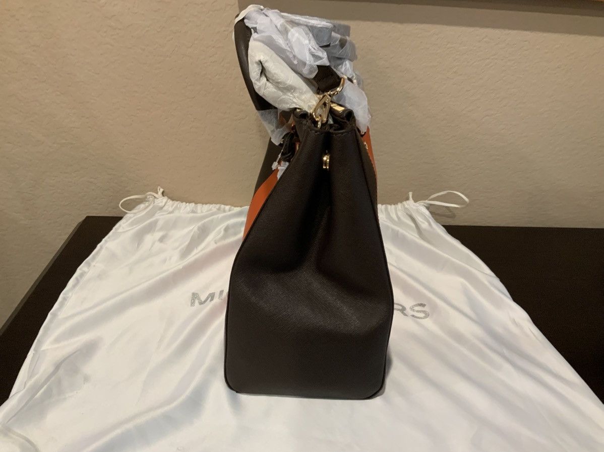 Michael Kors Michael Kors Sutton Center Stripe Large Satchel Coffee/Brown Size ONE SIZE - 6 Thumbnail