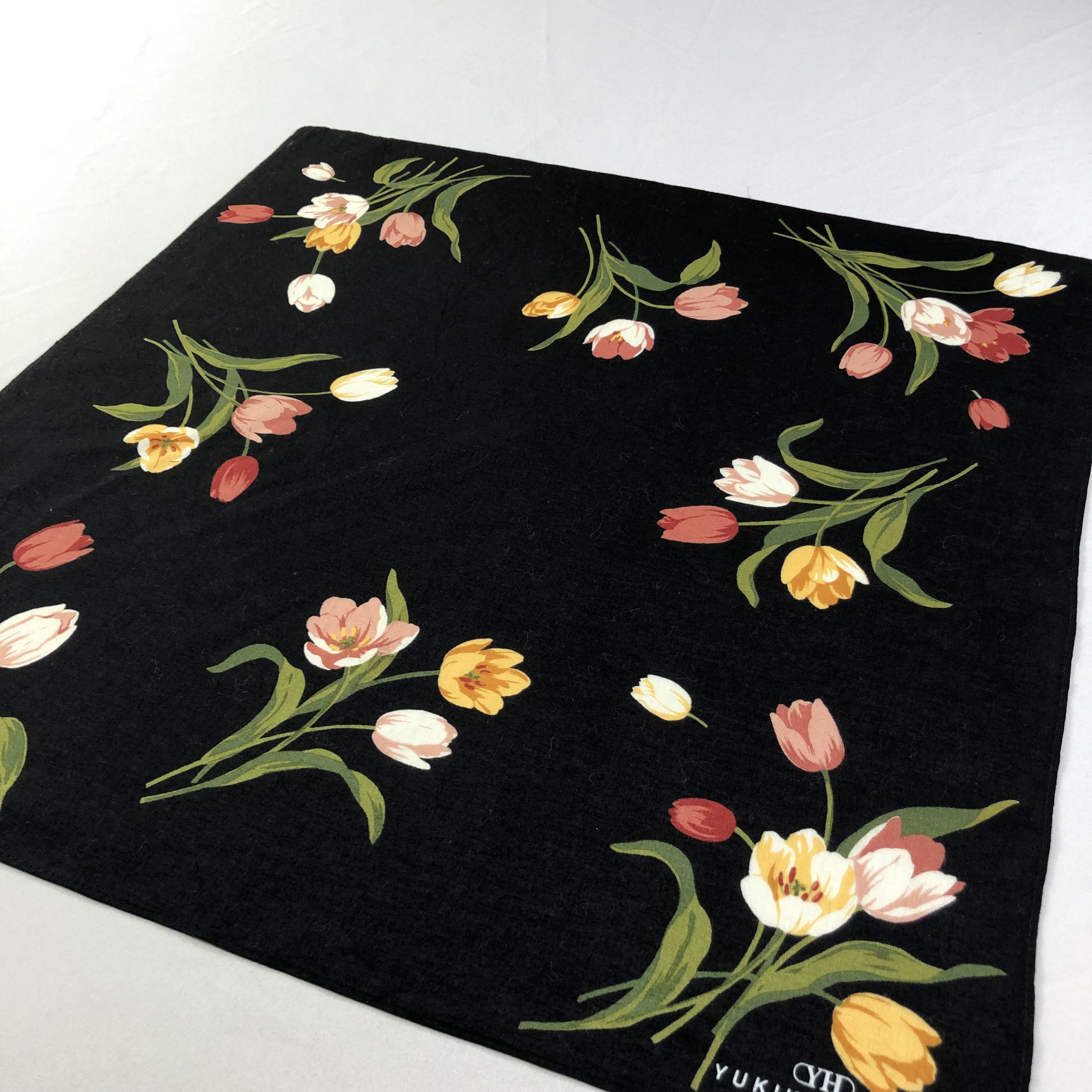 Japanese Brand × Vintage Yukiko Hanai Handkerchief Neckerchief Bandana H2005 Size ONE SIZE - 3 Thumbnail