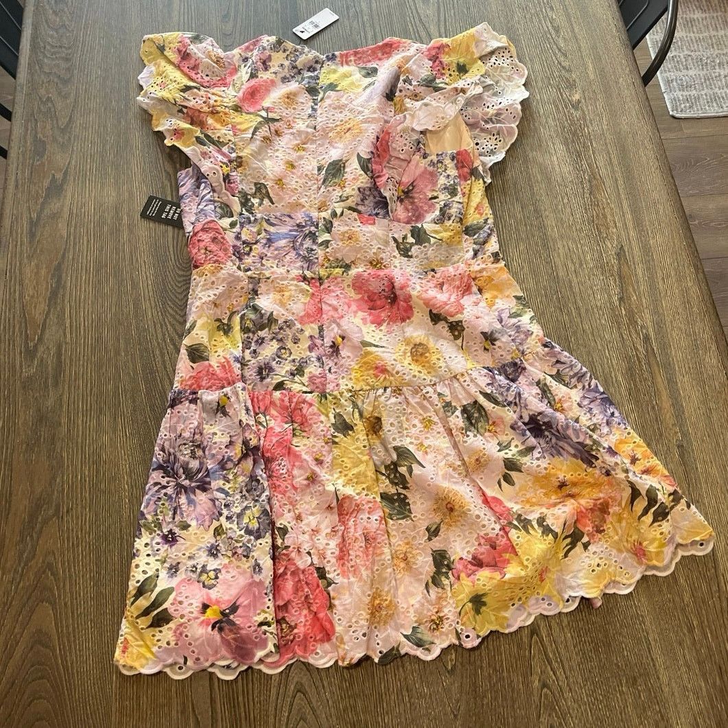 Express NWT Express Floral Eyelet Flutter Sleeve Mini Dress Multi L Size L / US 10 / IT 46 - 6 Thumbnail