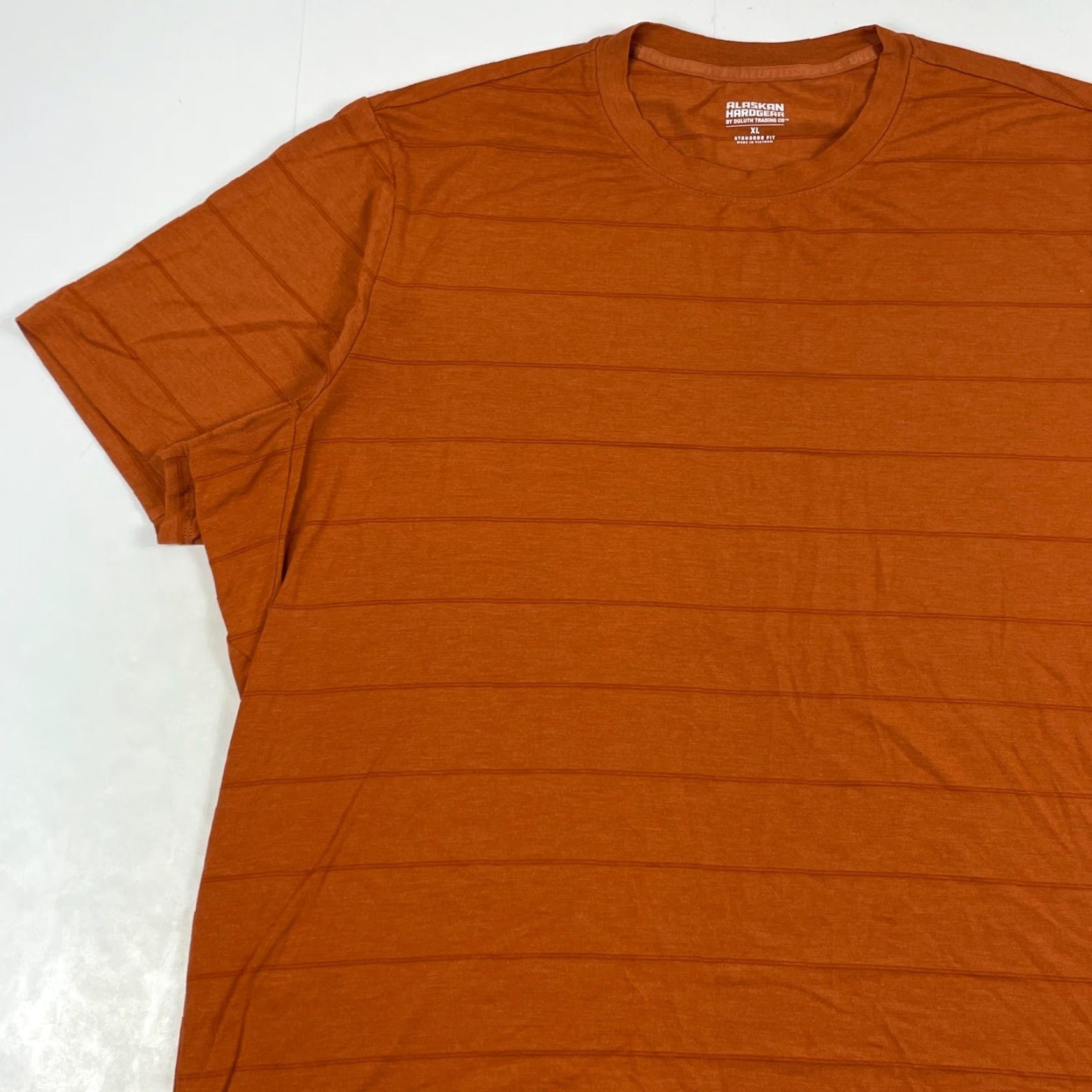 Vintage Duluth Shirt Mens XL Orange Alaskan Hardgear Bamboo Blend T-Shirt Short Sleeve Crew Neck Breathable Logo Size US XL / EU 56 / 4 - 2 Thumbnail