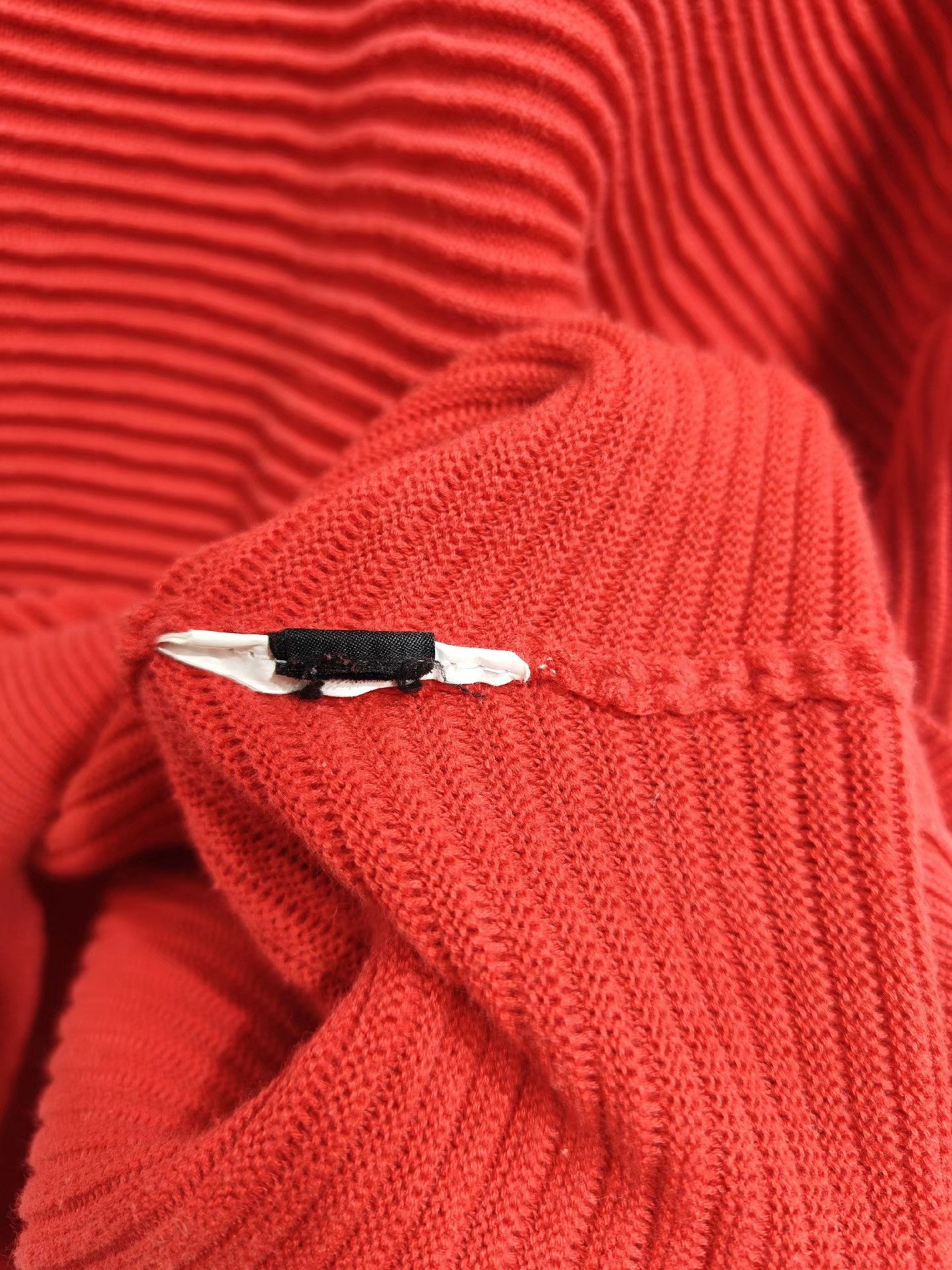 Givenchy Givenchy Red Knit Crew Neck Sweater K29 Size US L / EU 52-54 / 3 - 3 Thumbnail