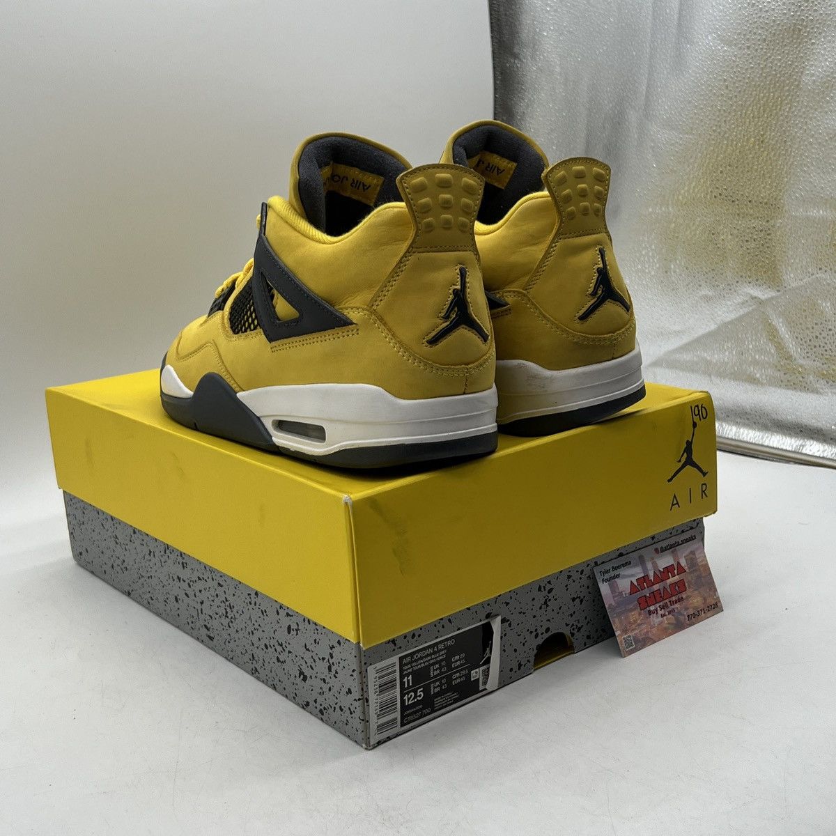 Jordan Brand Air Jordan 4 lightning Size US 11 / EU 44 - 4 Thumbnail