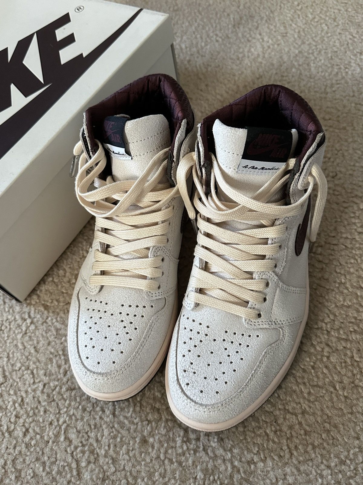 A Ma Maniere × Jordan Brand × Nike Nike air Jordan 1 retro high og sail burgundy crush us 8 Size US 8 / EU 41 - 3 Thumbnail