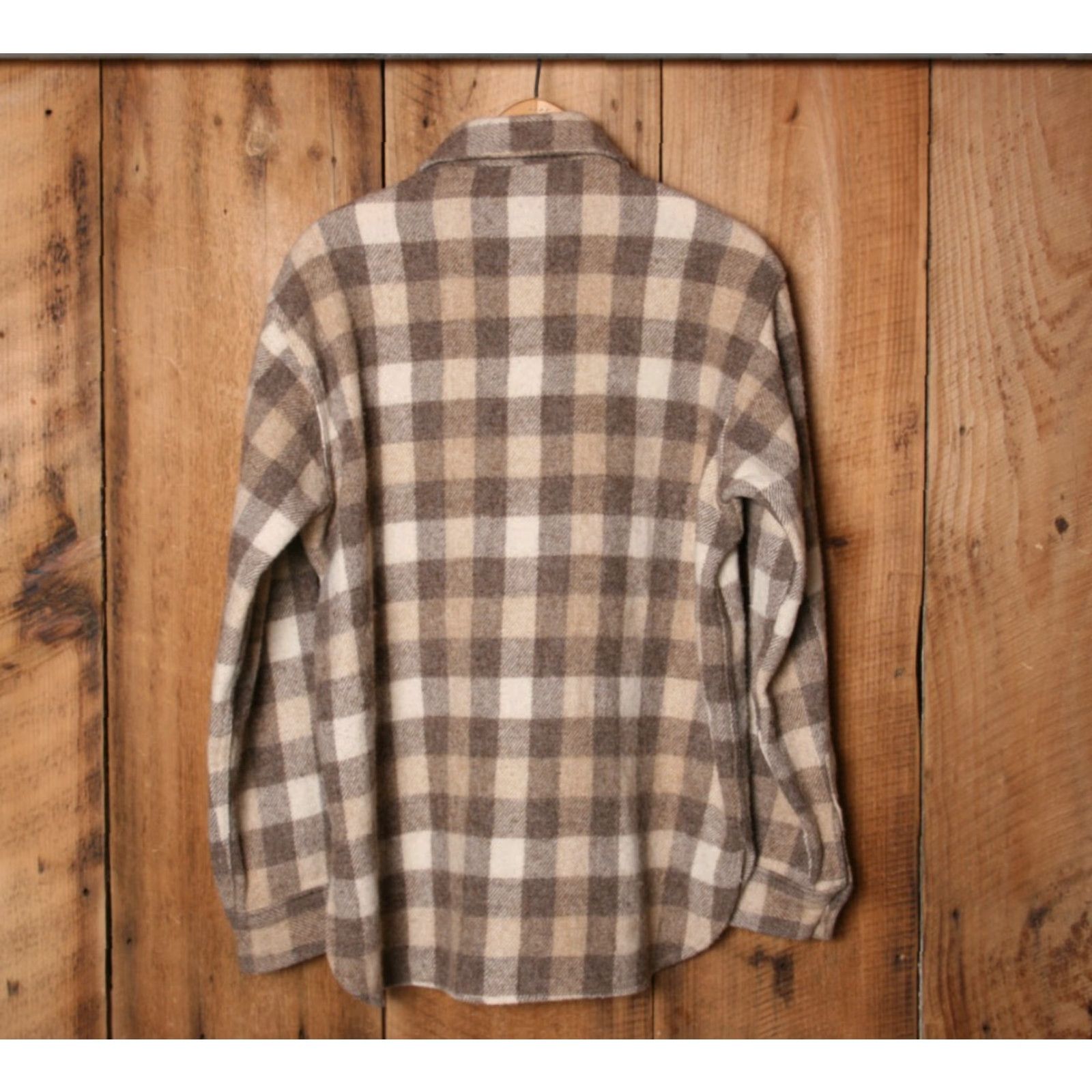 Vintage VINTAGE WOOLRICH Shirt Wool Blend Buffalo Plaid Brown Beige Lumberjack Sz. S/M Men Button-Up Long Sleeve Wool 85% Nylon 15% Brown Size US S / EU 44-46 / 1 - 5 Thumbnail