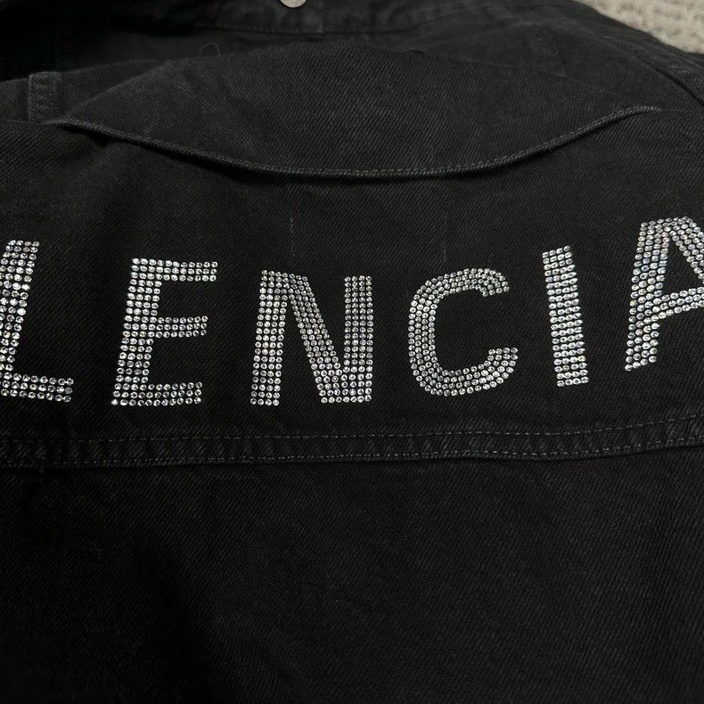 Balenciaga Balenciaga size 38 Wash jeans's back is full of LOGO coats Size M / US 6-8 / IT 42-44 - 5 Thumbnail