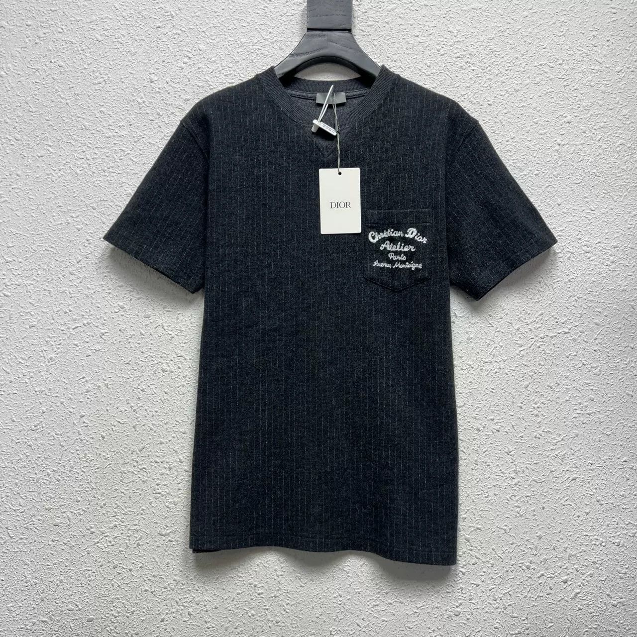 Dior DIOR Embroidered Pocket Wool Short-Sleeve Top Size US L / EU 52-54 / 3 - 1 Thumbnail