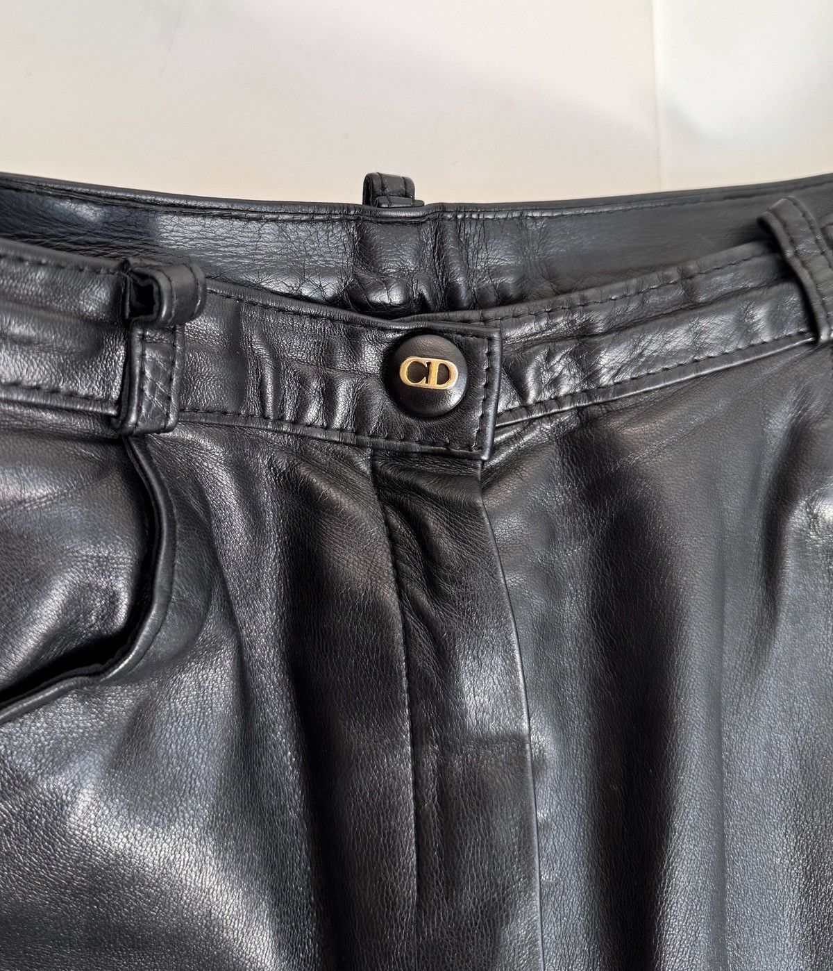 Dior Christian Dior black leather pants CD logo gold tone button Size 26" / US 2 / IT 38 - 3 Thumbnail