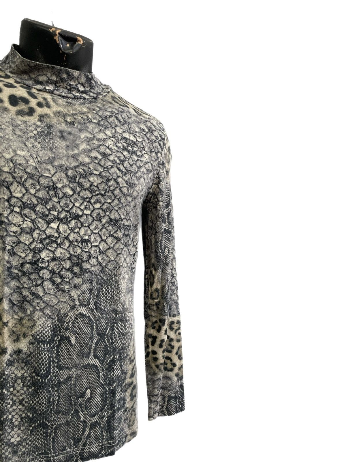 Japanese Brand jpg style exotic animal print longsleeve y2k turtle neck Size US M / EU 48-50 / 2 - 4 Thumbnail