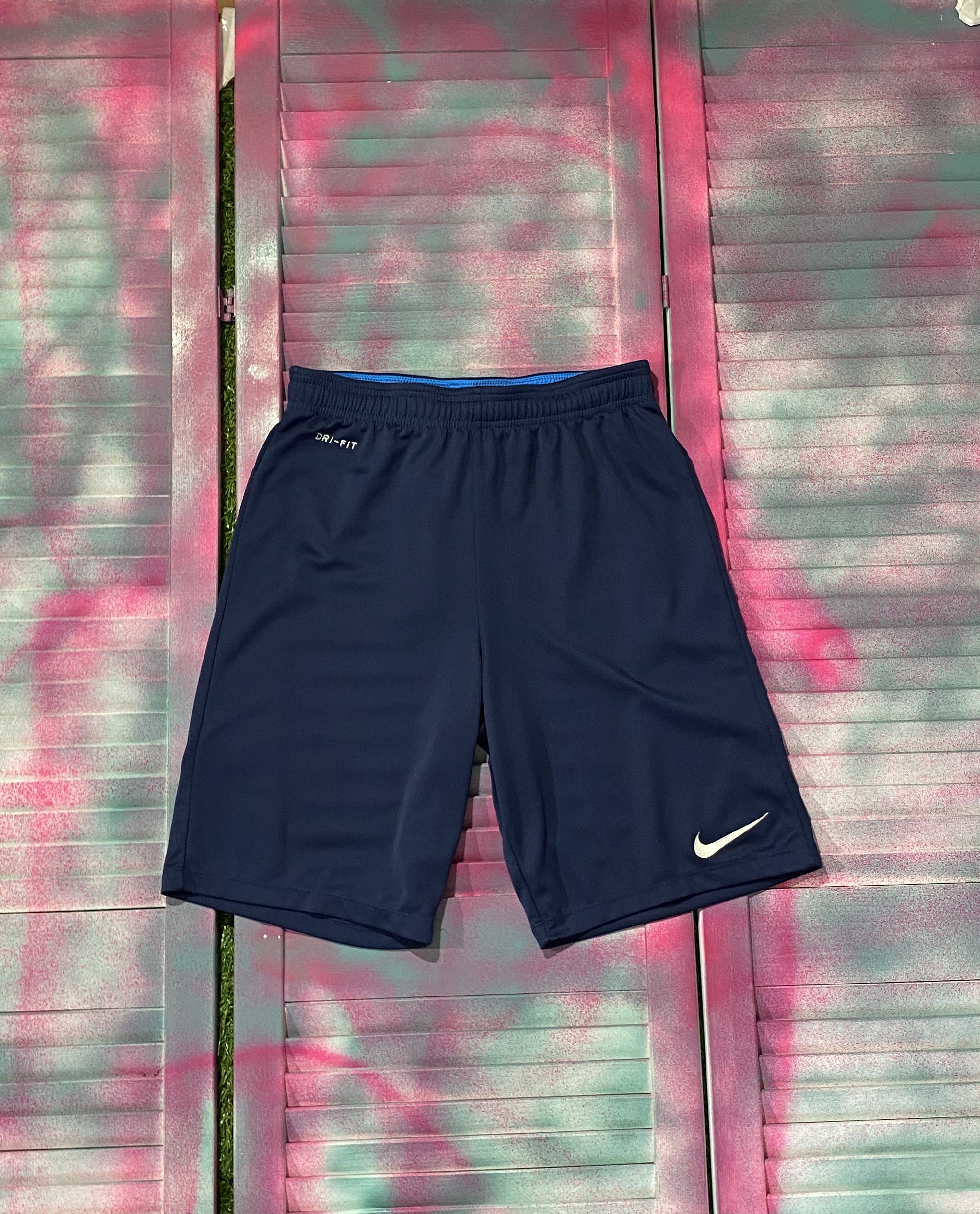 Nike Vintage Y2K Nike Blue Shorts Size US 32 / EU 48 - 1 Thumbnail
