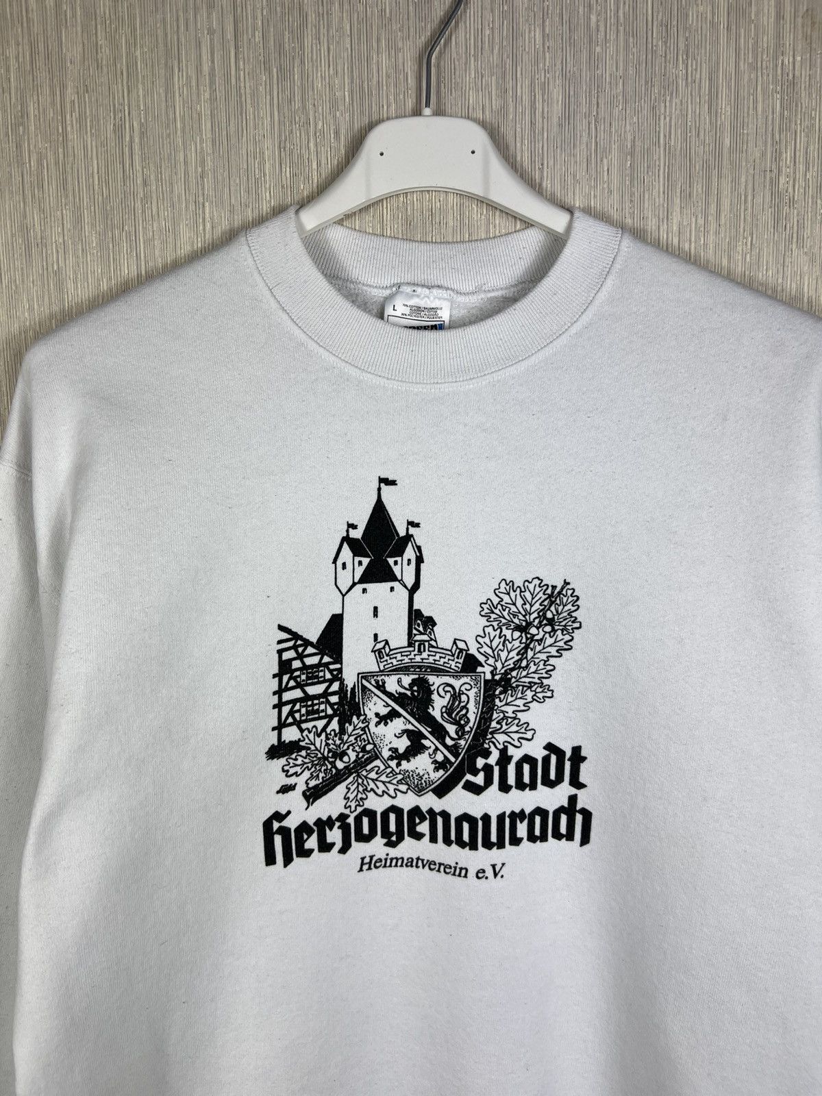 Vintage Vintage 90s castle history gothic screen stars sweatshirt Size US M / EU 48-50 / 2 - 3 Thumbnail