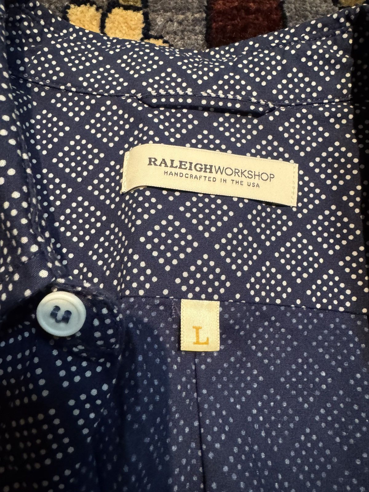 Raleigh Denim Raleigh Denim Diamonds of Dots Button Up (L) Size US L / EU 52-54 / 3 - 4 Thumbnail