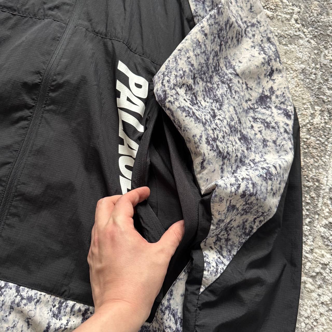 Palace Palace P Line Run It Marble Nylon Shell Hooded Jacket Size US L / EU 52-54 / 3 - 7 Thumbnail