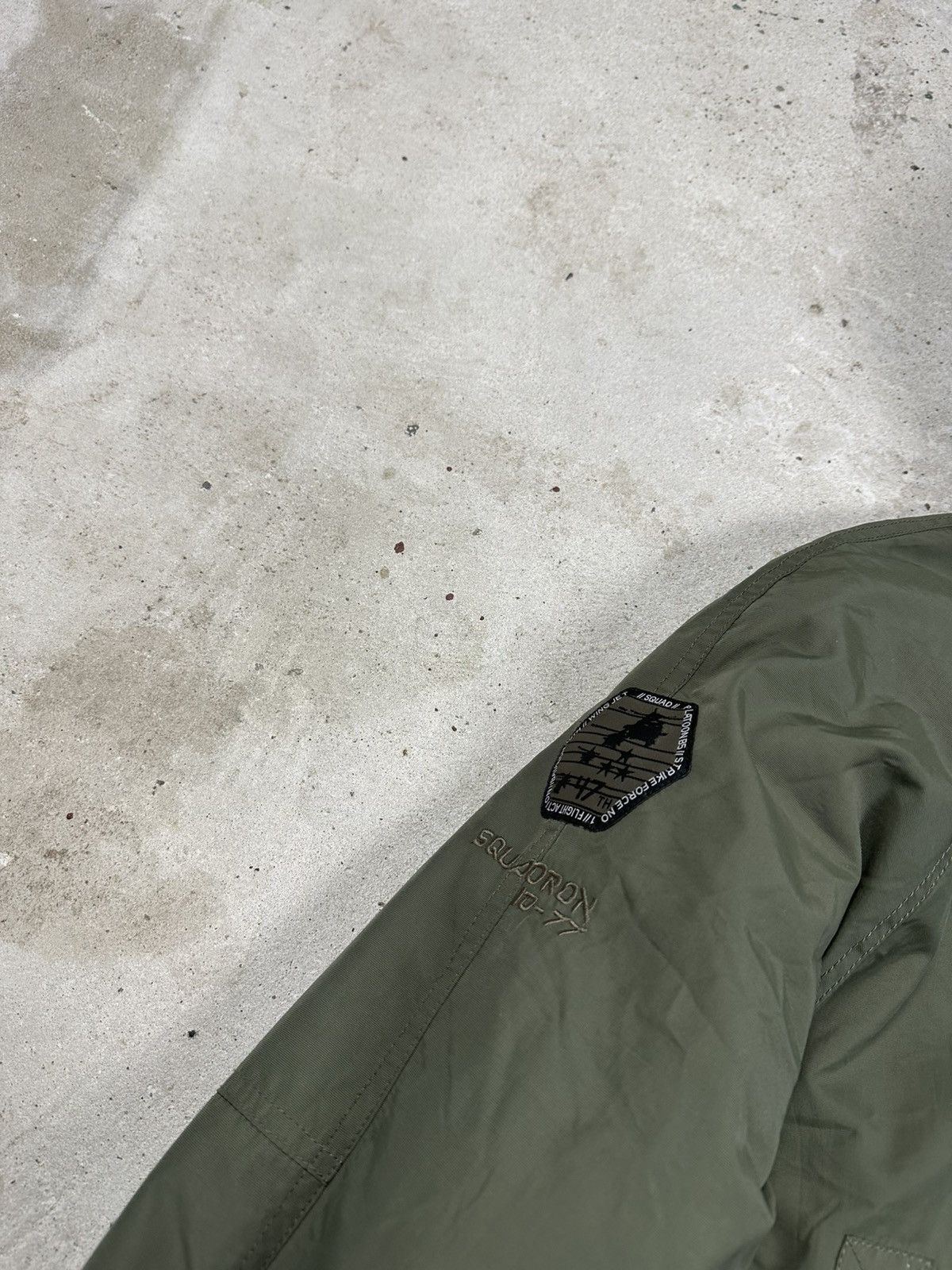 If Six Was Nine × Japanese Brand × Le Grande Bleu (L.G.B.) Vintage Y2K Faux Fur Flyers Khaki Bomber Jacket Size US L / EU 52-54 / 3 - 8 Thumbnail