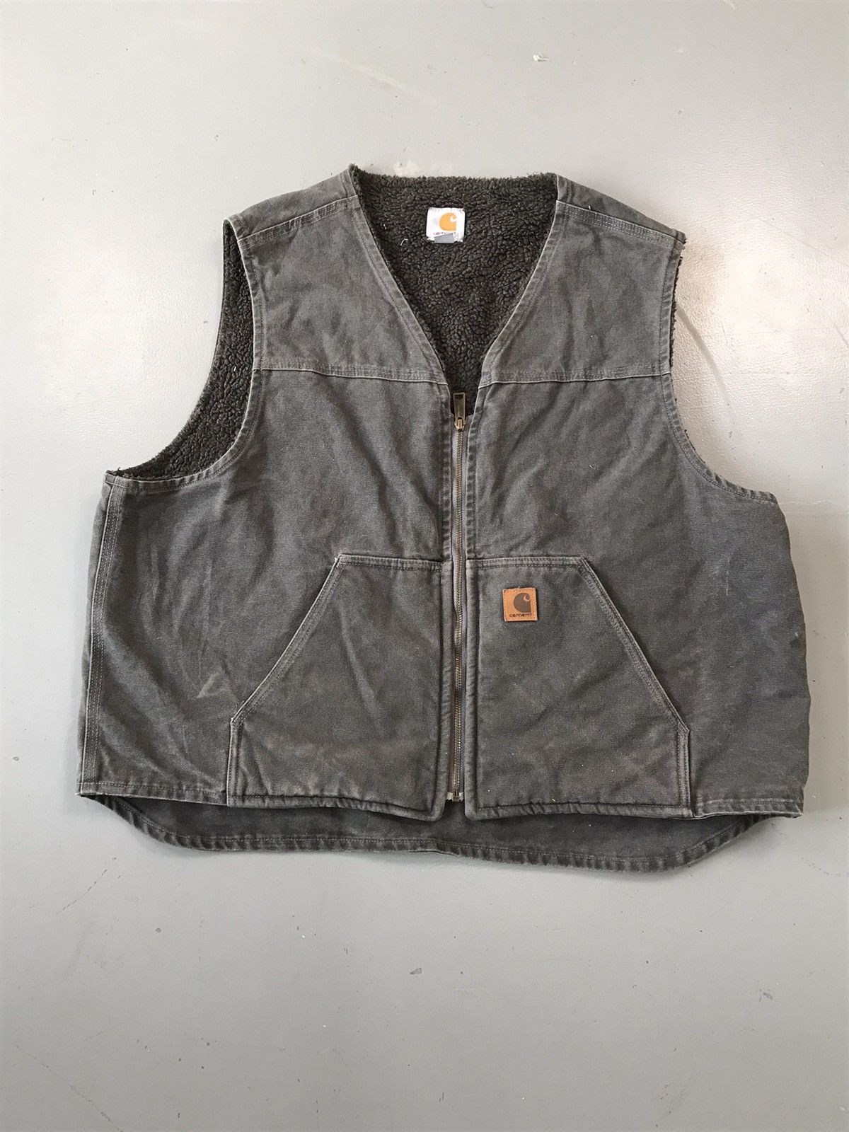 Vintage Vintage Carhartt V26 GVL Sherpa line vest | Grailed