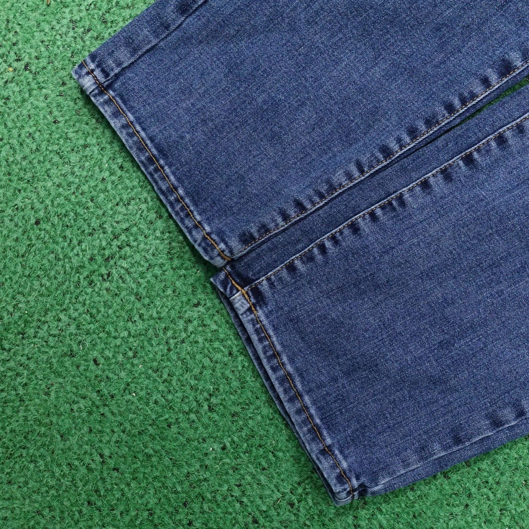 Lucky Brand LUCKY BRAND 410 ATHLETIC STRAIGHT JEANS - MEN - SIZE 40x32 - BLUE DENIM ZIP FLY - REGULAR FIT - GENTLY WORN" Size US 40 / EU 56 - 3 Thumbnail