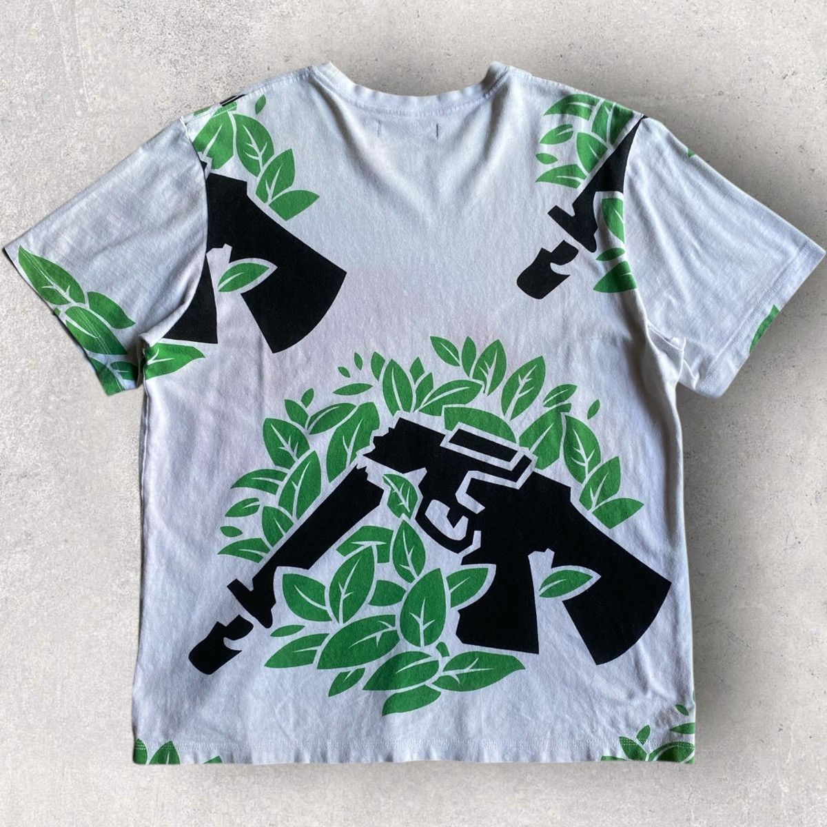 Undercover AW03 “Paper Doll” Crass T Shirt Size US L / EU 52-54 / 3 - 2 Thumbnail