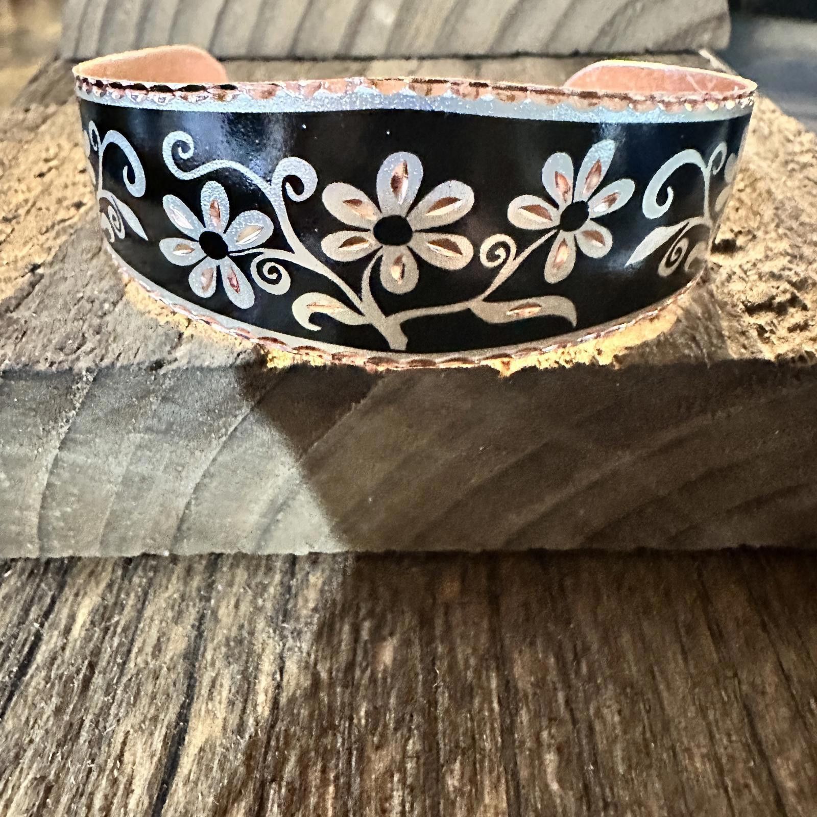 Other Handcrafted Diamond Cut Black Floral Design Copper Cuff Brac Size ONE SIZE - 2 Thumbnail